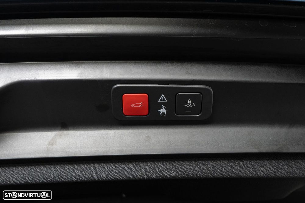 Peugeot 5008 1.2 Hybrid Allure e-DCS6 - 16