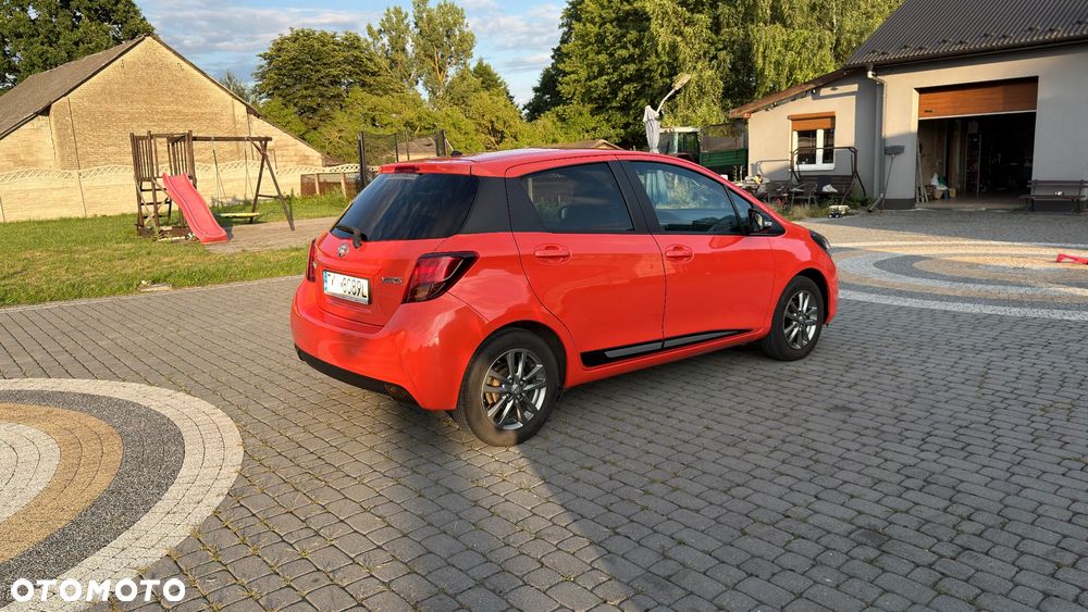 Toyota Yaris 1.33 Premium - 5
