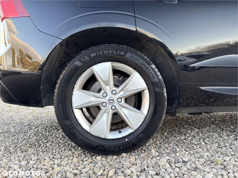 Volvo XC 60 B4 B Momentum Pro - 19