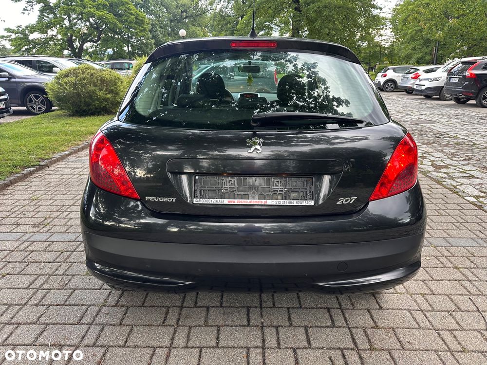 Peugeot 207 95 VTi Family - 32