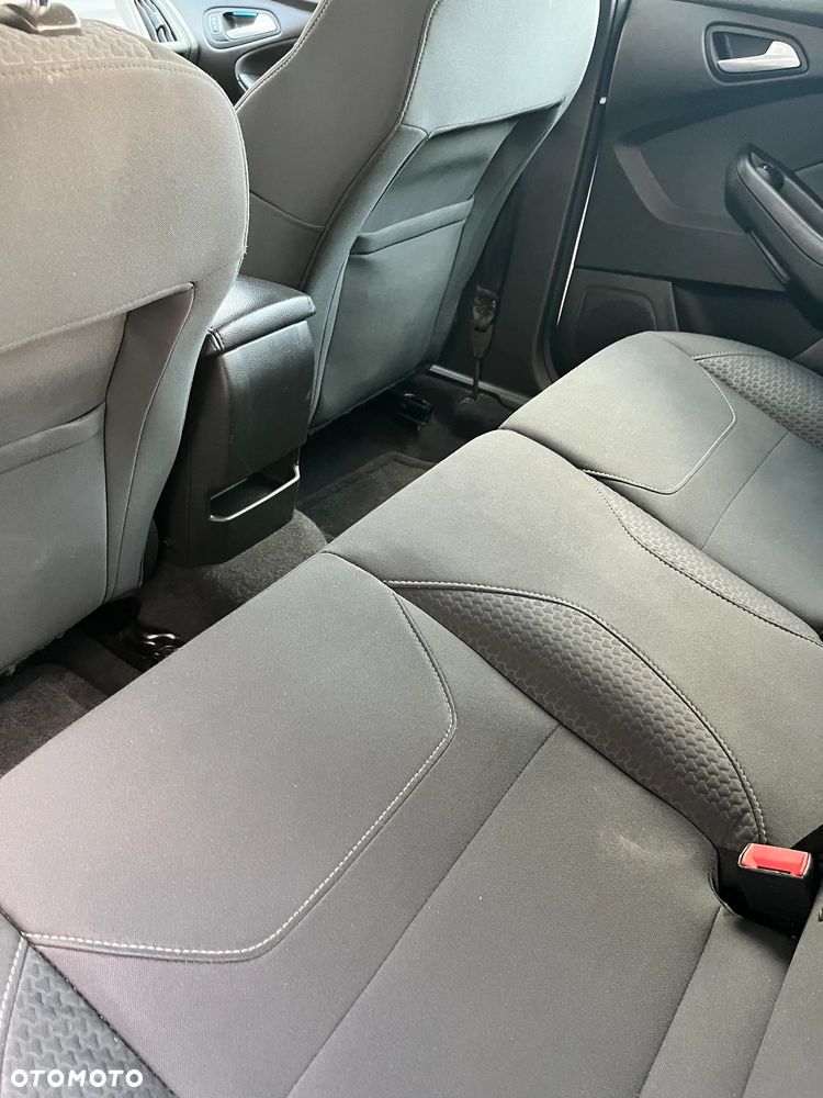 Ford Focus - 14