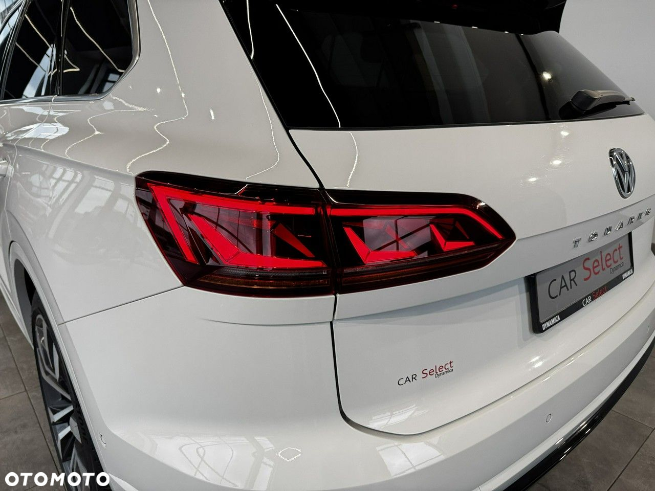 Volkswagen Touareg - 12