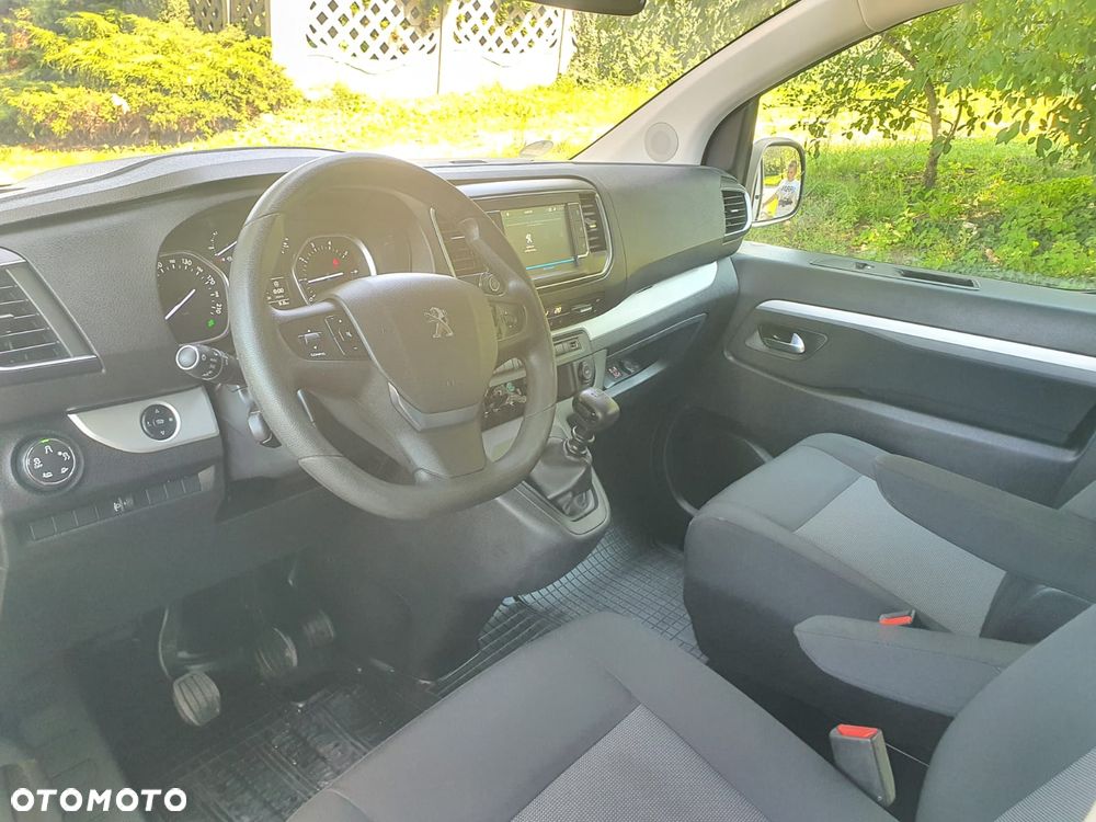Peugeot Traveller L2 2.0 Allure - 15
