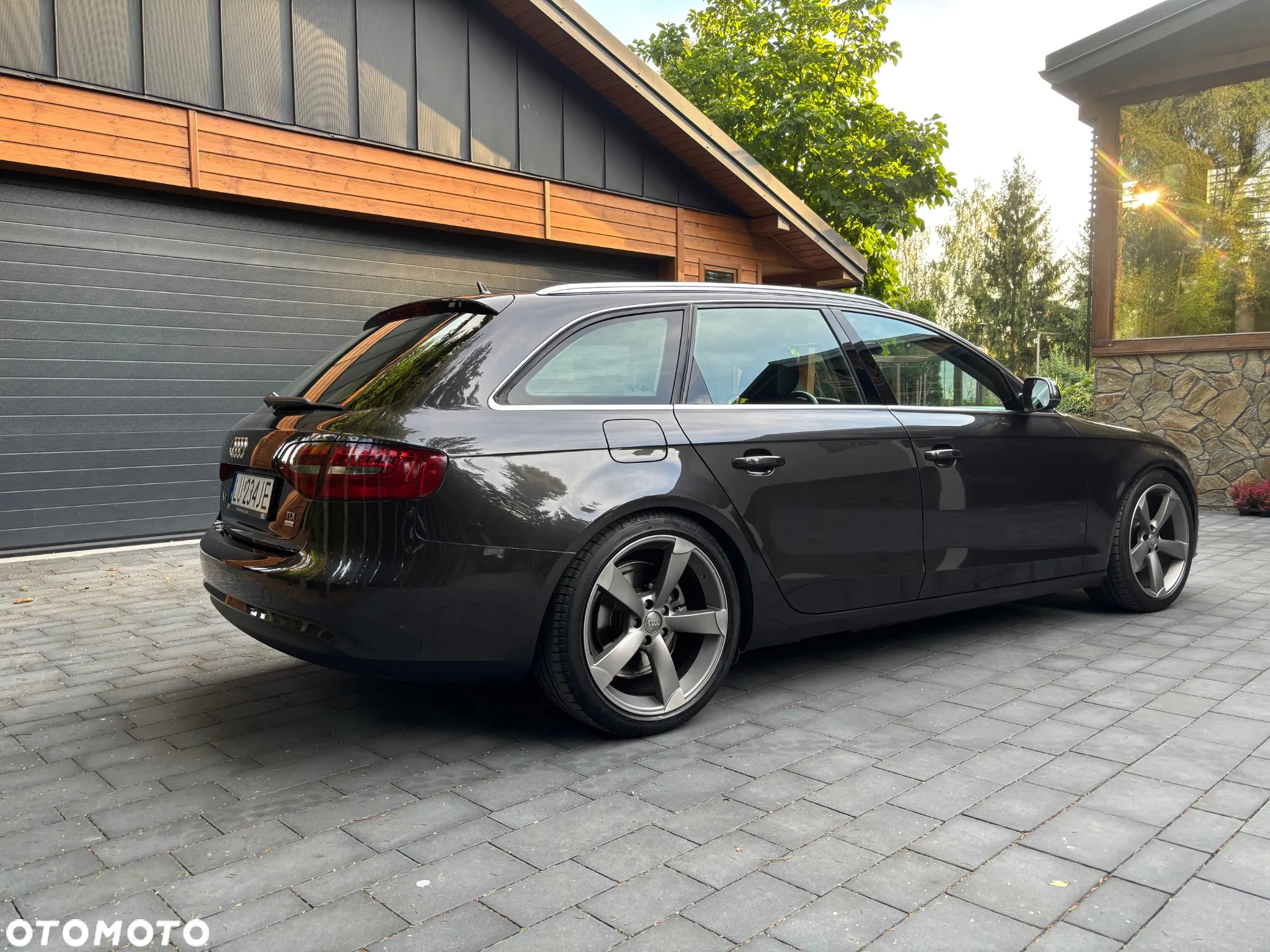 Audi A4 Avant 2.0 TDI ultra - 4