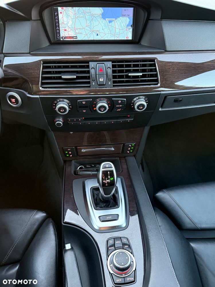 BMW Seria 5 535d Edition Sport - 28