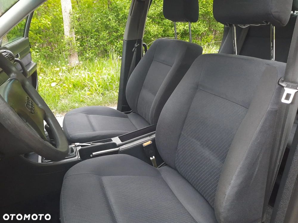 Audi A6 Limousine 1.9 TDI - 6