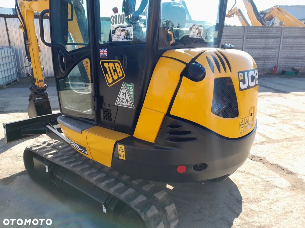 JCB 8026 - 13