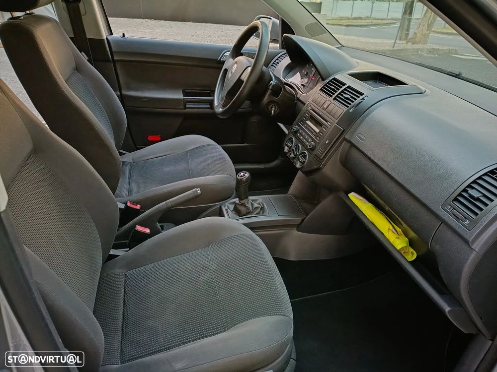 VW Polo 1.4 TDi Confortline - 5
