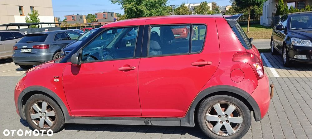 Suzuki Swift - 2