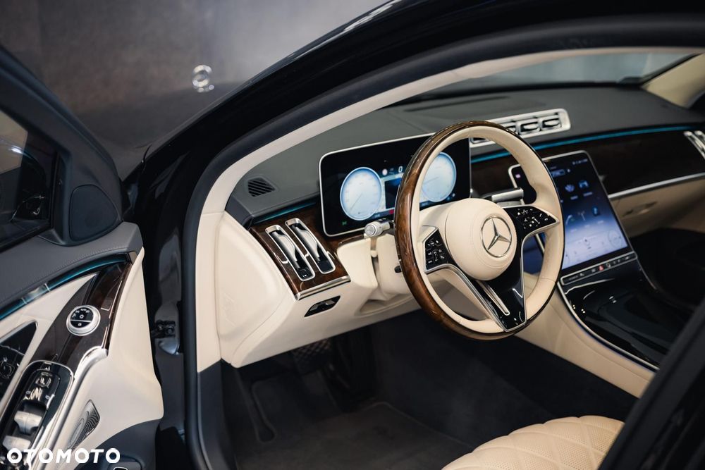 Mercedes-Benz Klasa S 400 d 4-Matic 9G-TRONIC - 33