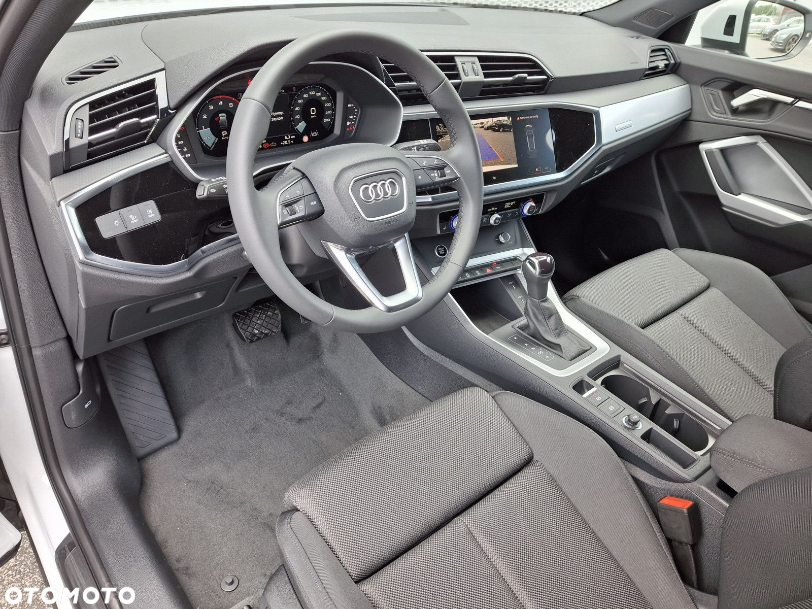 Audi Q3 Sportback - 9