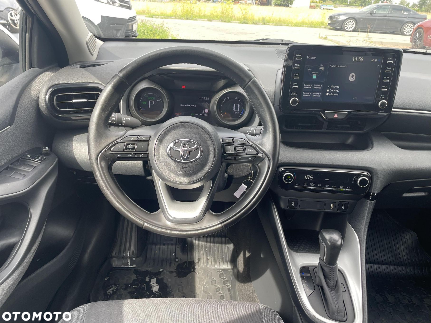 Toyota Yaris Hybrid 1.5 Comfort - 23