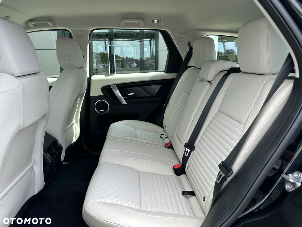 Land Rover Discovery Sport - 7