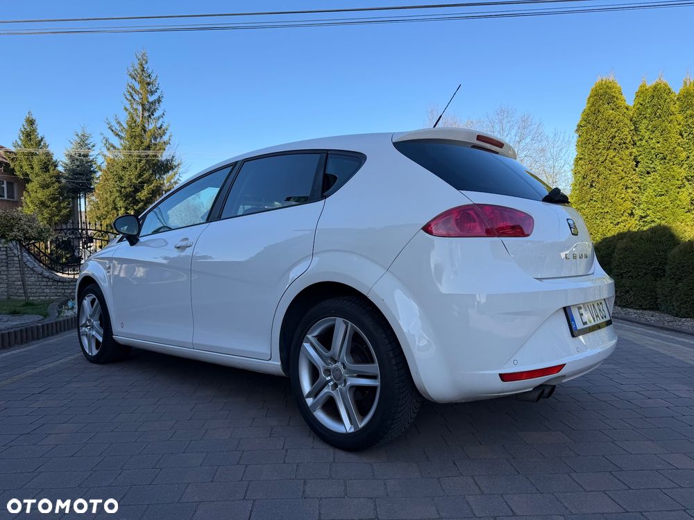 Seat Leon 2.0 TDI DPF Style Copa - 12