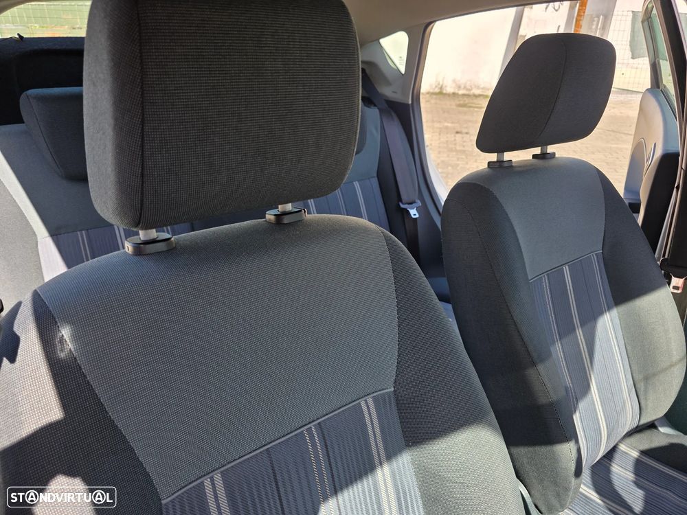 Ford Fiesta 1.25 Techno - 13