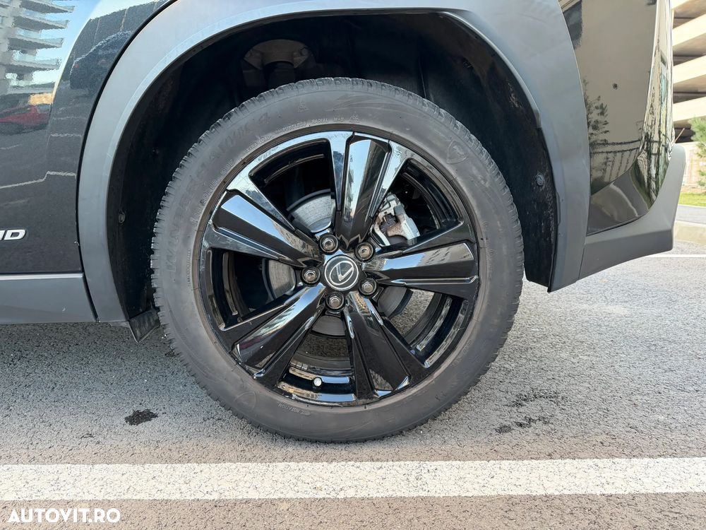 Lexus UX 250h E-FOUR Luxury ML - 11