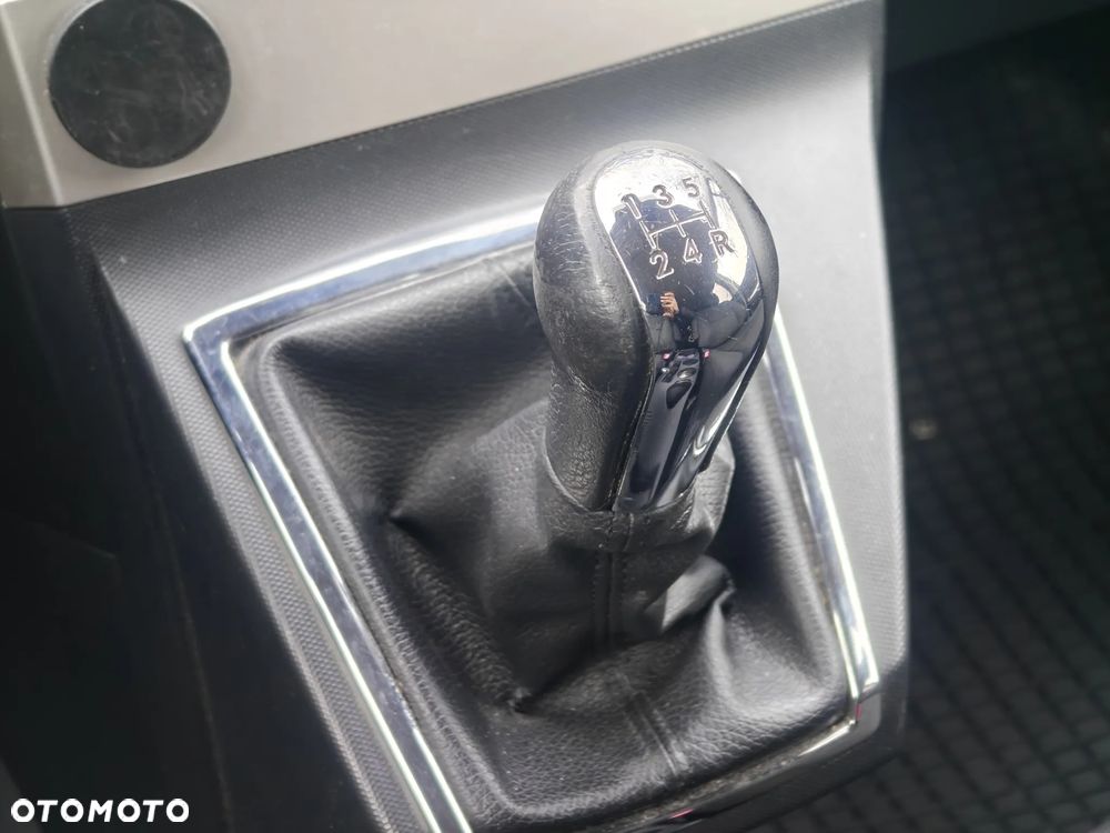 Toyota Corolla Verso 1.8 Luna - 11