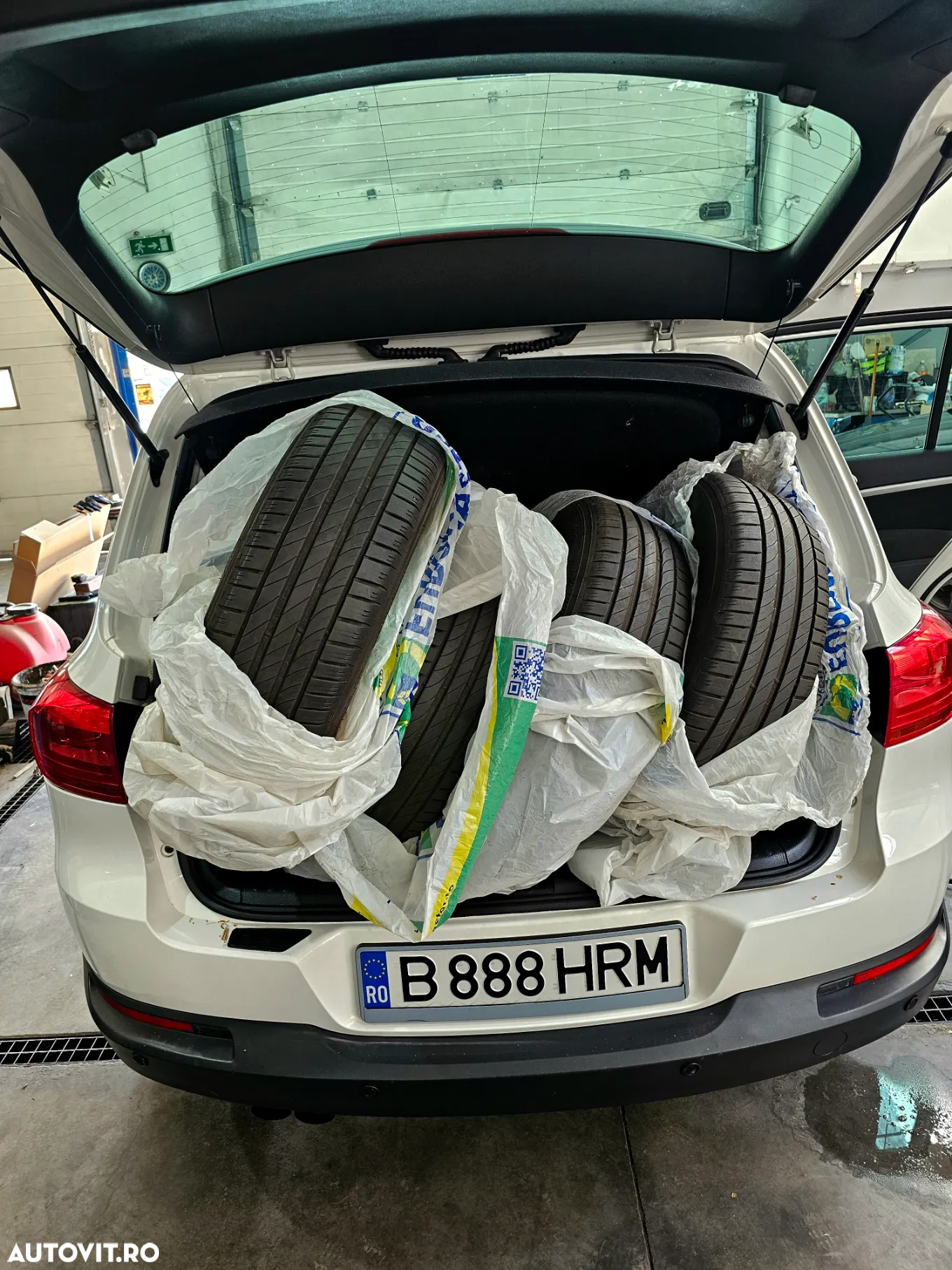 Volkswagen Tiguan 2.0 TDI 4Motion DSG Track & Style - 38