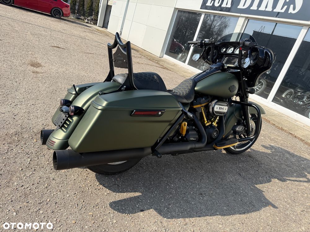 Harley-Davidson Touring Street Glide - 2