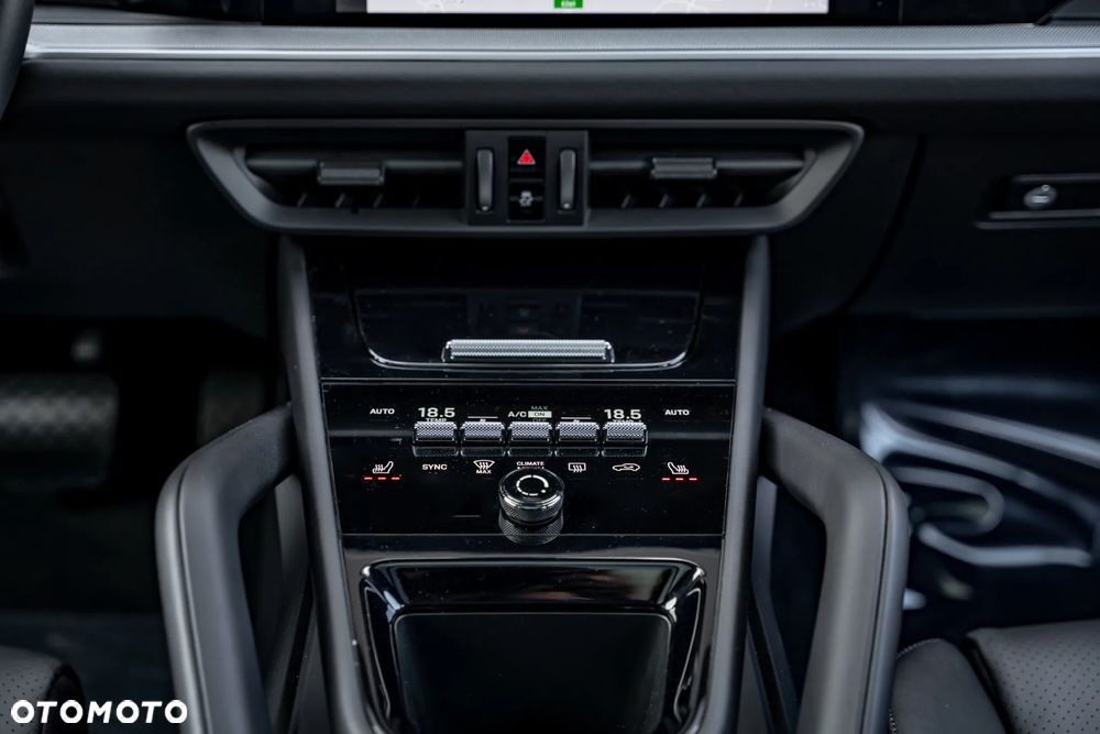 Porsche Cayenne E-Hybrid PHEV - 34