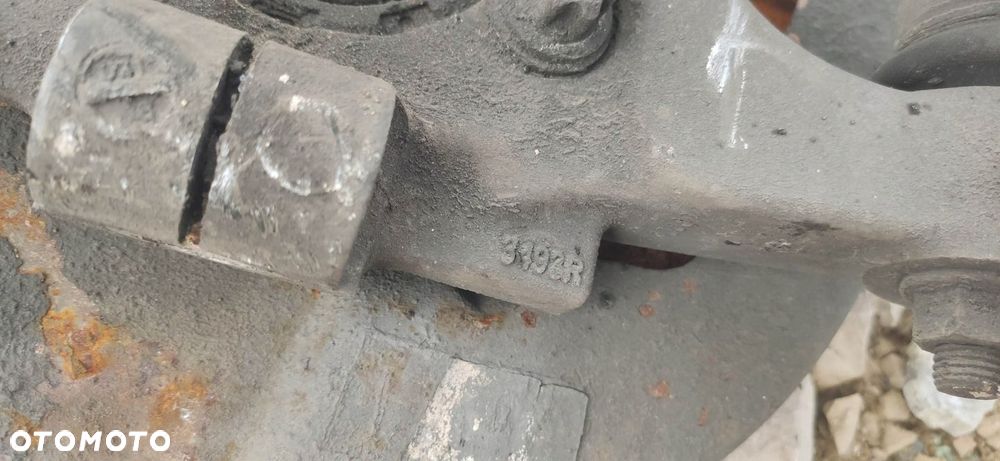 KR ZWROTNICA PIASTA PRAWY PRZÓD SAAB 9-3 II 1.9 - 3