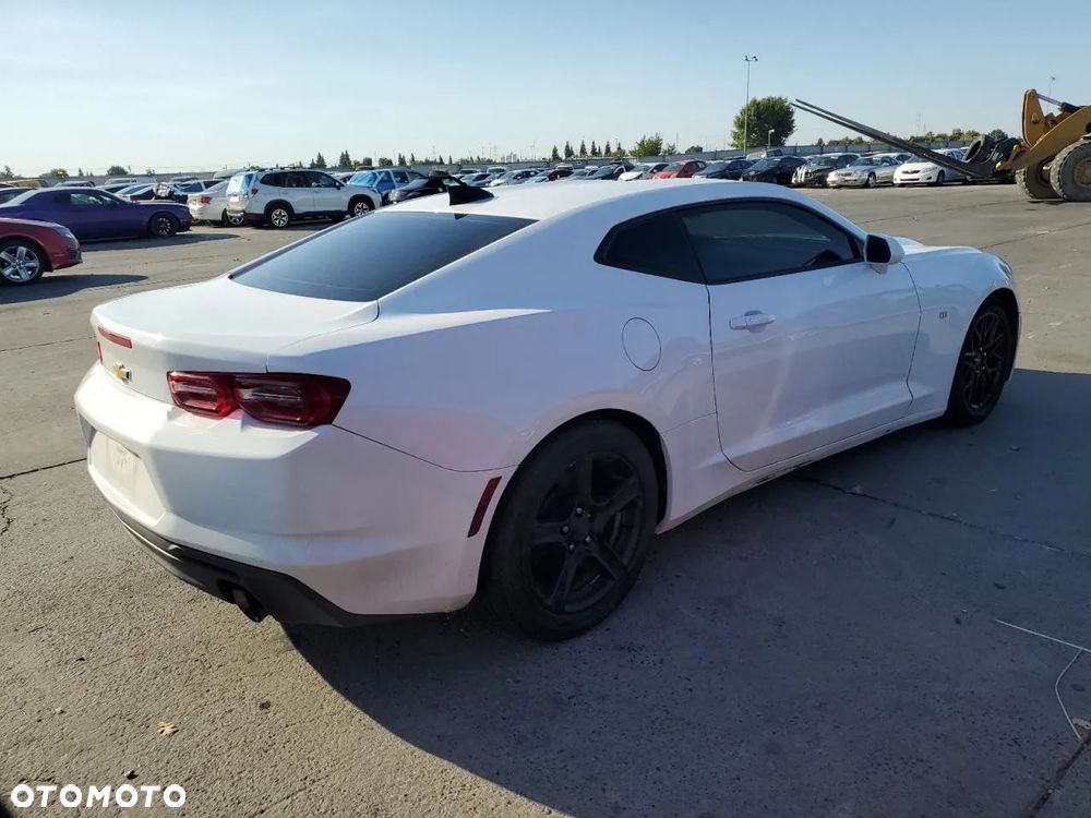 Chevrolet Camaro - 3