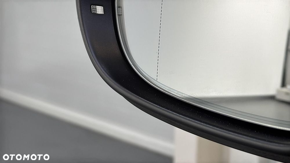 Volkswagen Passat 2.0 TDI EVO Business DSG - 35