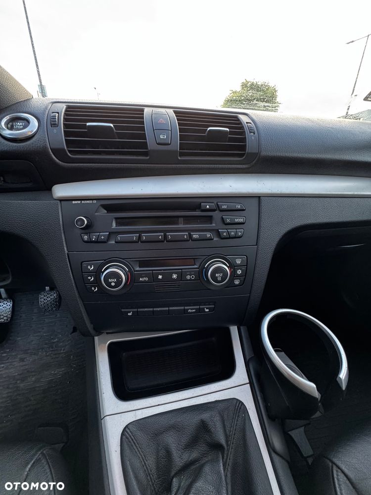 BMW Seria 1 120d - 12
