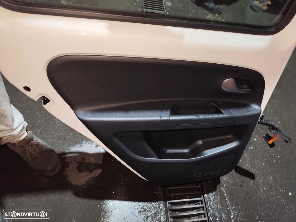 VW UP / SEAT MII PORTA TRAS ESQUERDA - PT513 - 5