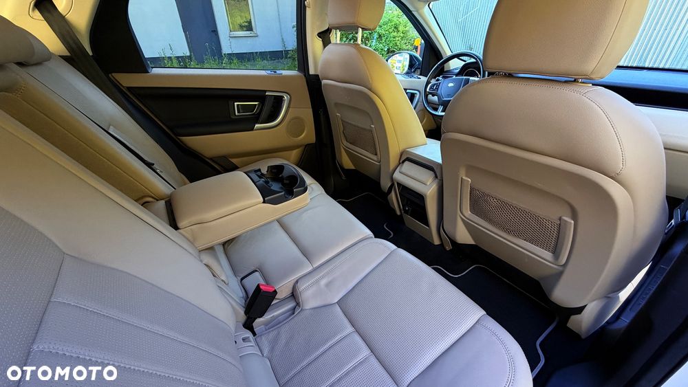 Land Rover Discovery Sport TD4 HSE - 7