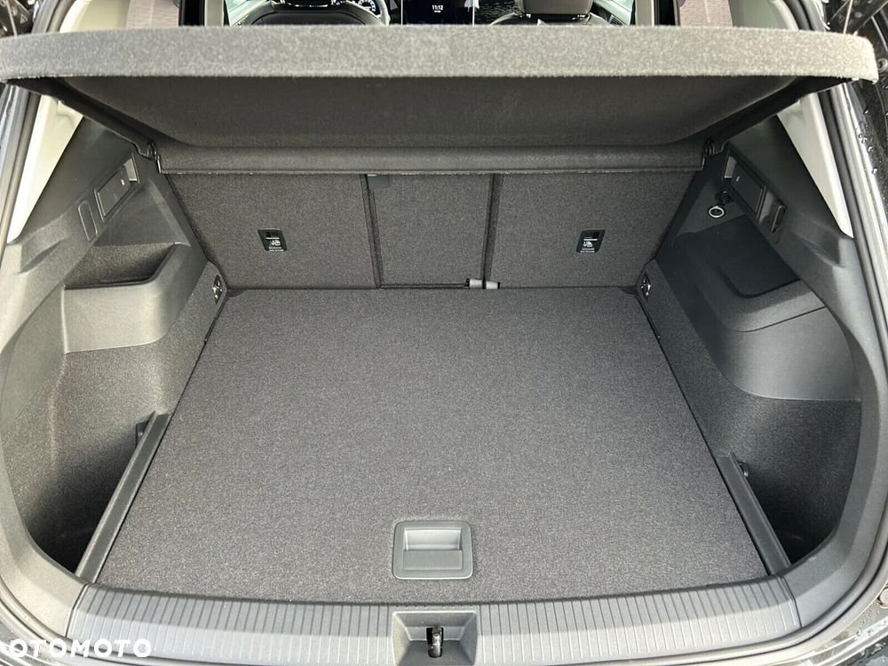 Volkswagen Tiguan - 28
