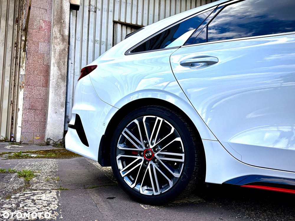 Kia ProCeed 1.6 T-GDI GT DCT - 10