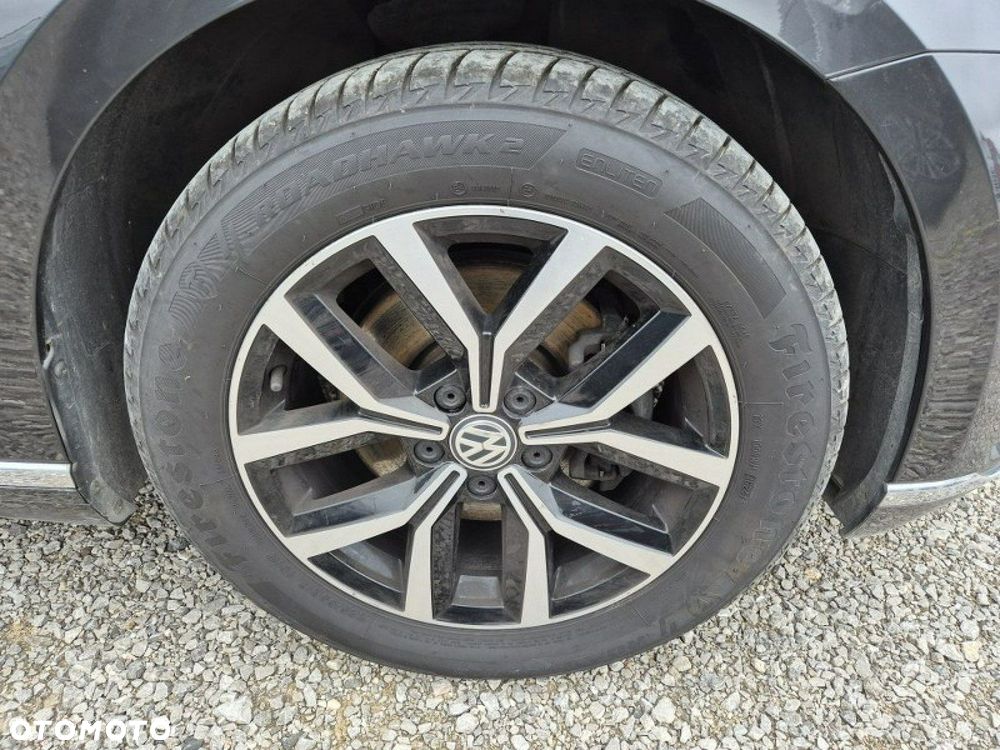 Volkswagen Passat - 17