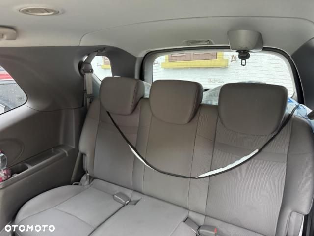 SsangYong/KGM Rodius 2.2 e-XDi220 Quarz - 9