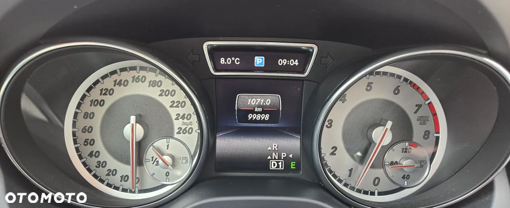 Mercedes-Benz CLA 250 4-Matic AMG Line - 19