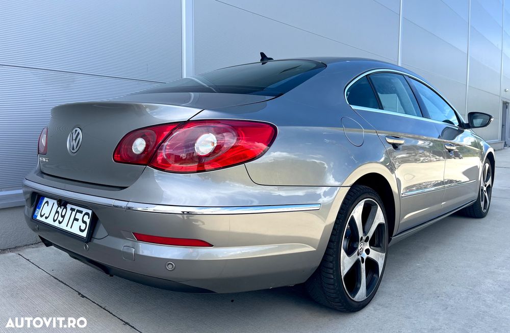 Volkswagen Passat CC 2.0 TDI DSG Exclusive - 4