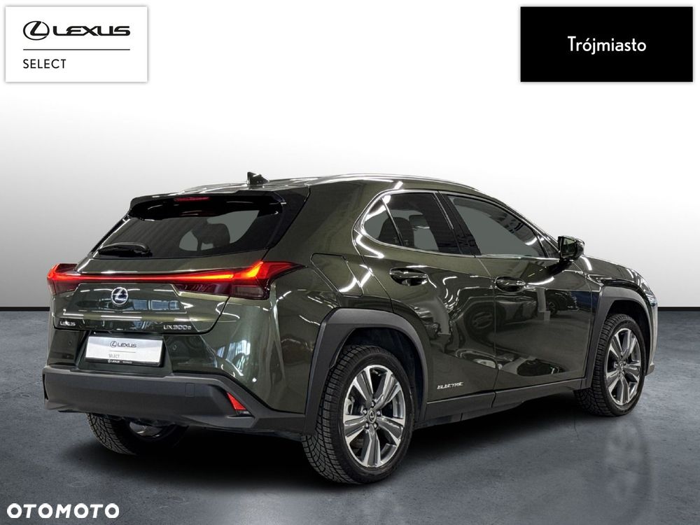 Lexus UX - 5