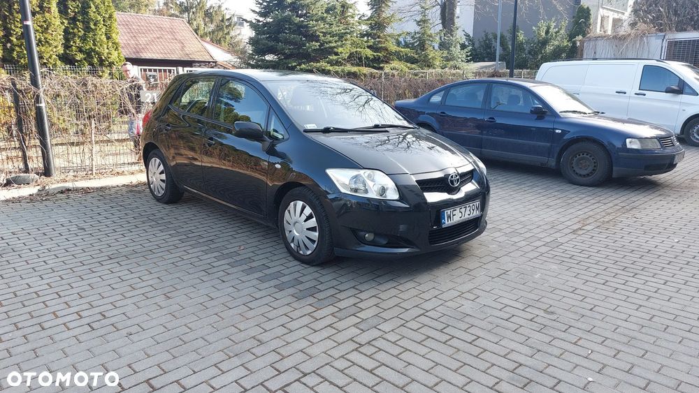 Toyota Auris 2.0 D-4D - 2