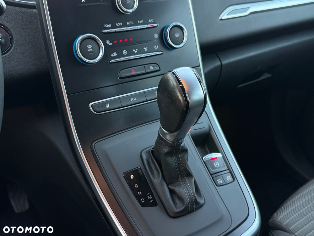 Renault Grand Scenic - 14