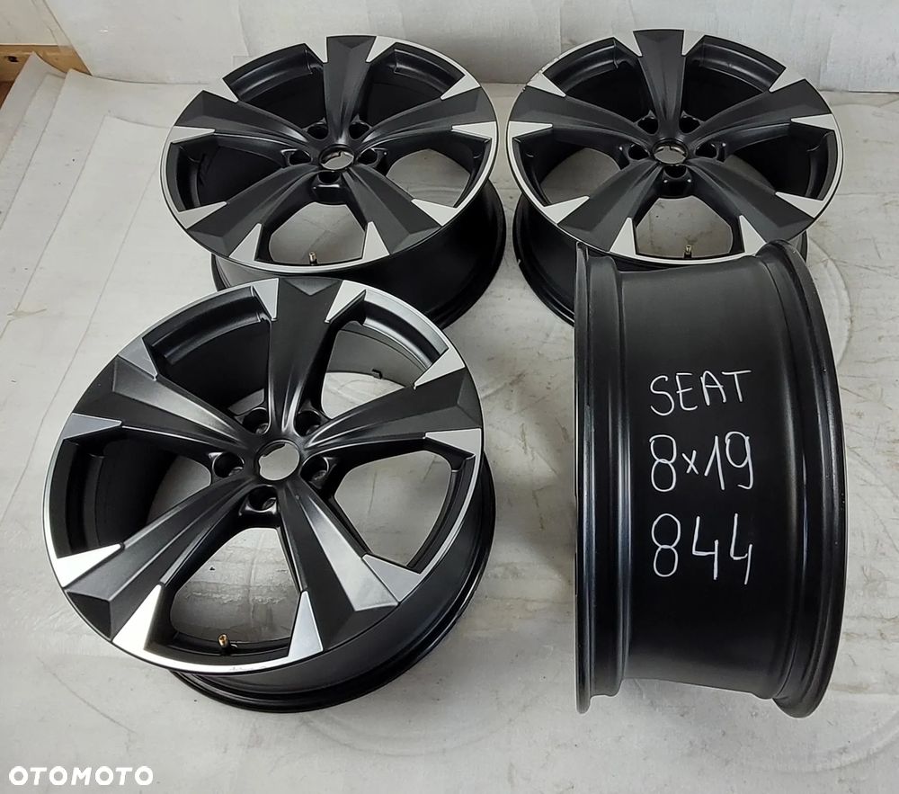 FELGI 8X19 ET45 5X112 SEAT CUPRA ATECA 575601025T - 16