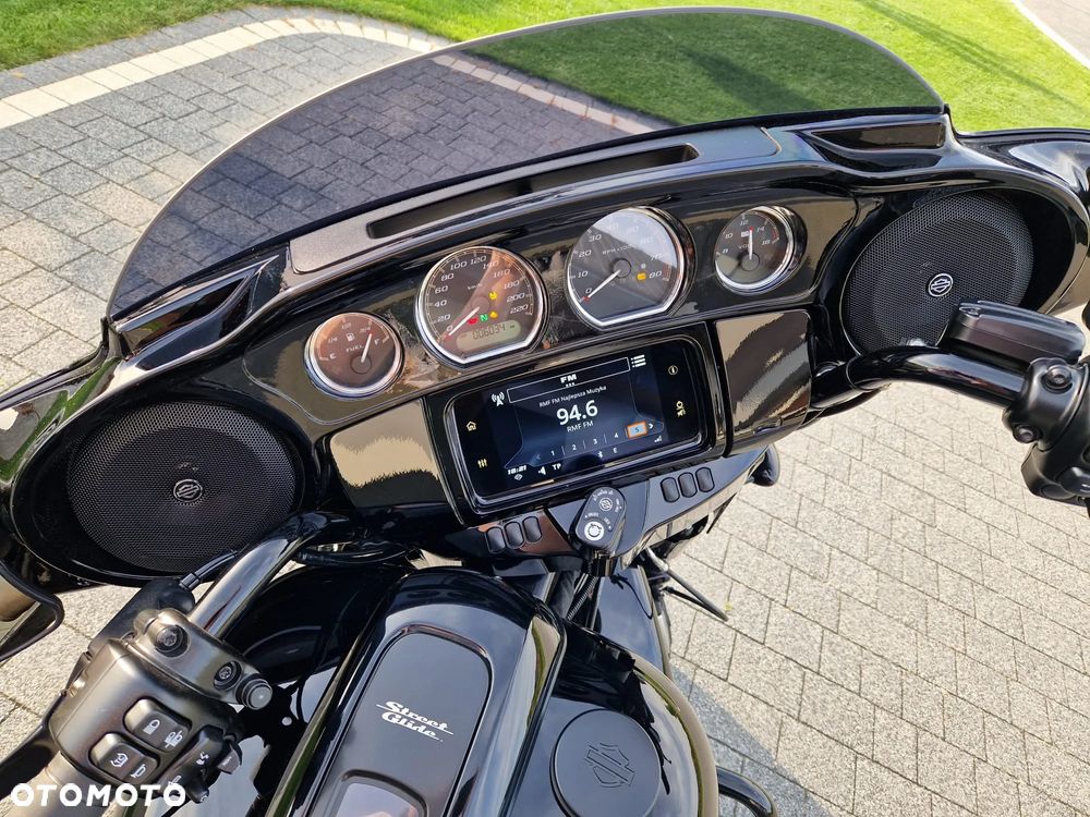 Harley-Davidson Touring Street Glide - 7