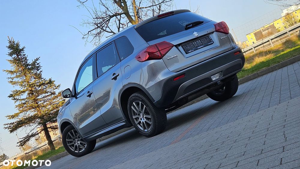 Suzuki Vitara 1.4 Boosterjet Premium 2WD - 16