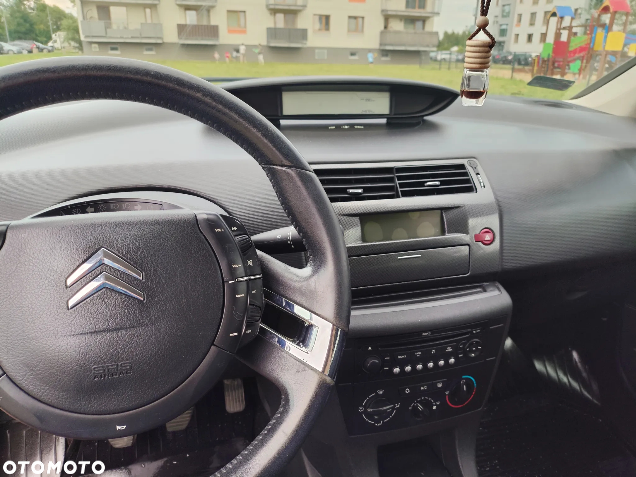 Citroën C4 - 6