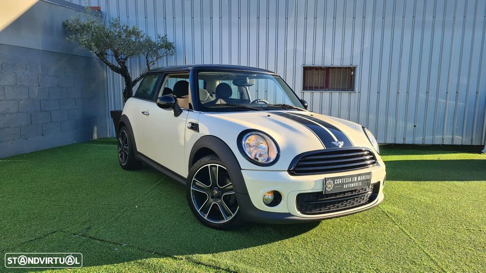 MINI 3 Portas One D - 2