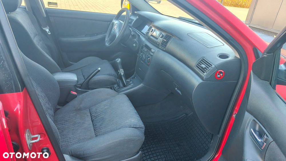 Toyota Corolla 1.6 VVT-i Terra - 12