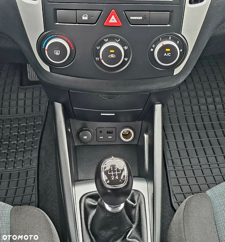 Kia Ceed - 23
