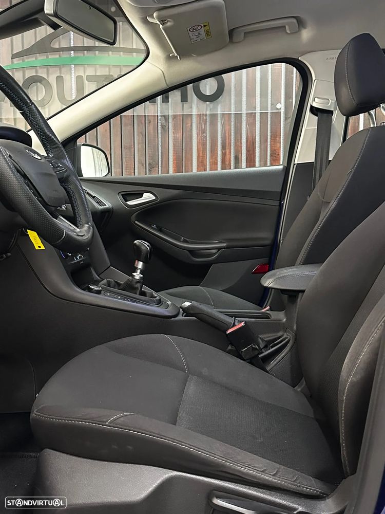 Ford Focus SW 1.5 TDCi Titanium - 15