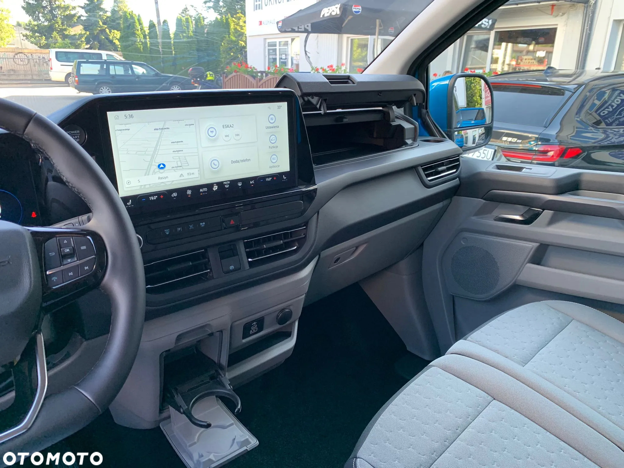 Ford Tourneo Custom 320 L2H1 VA Autm TitaniumX - 16