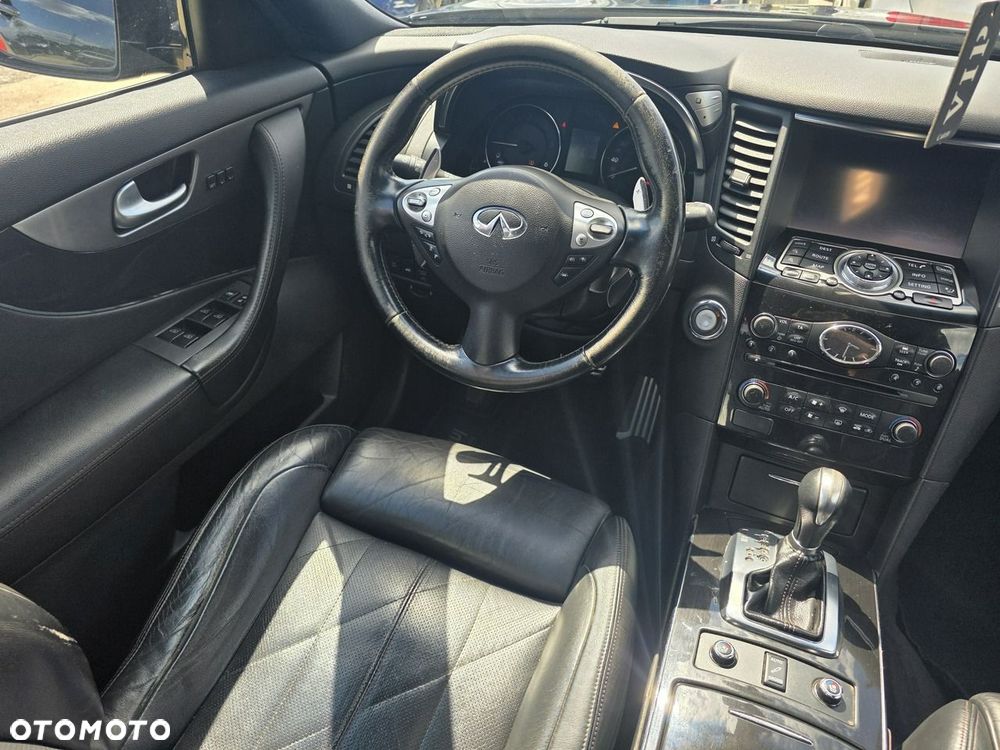 Infiniti QX70 3.0d S Premium - 16