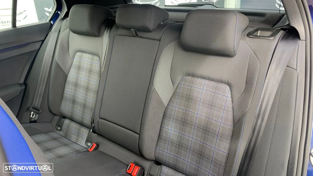 VW Golf 1.4 eHybrid OPF DSG GTE - 31